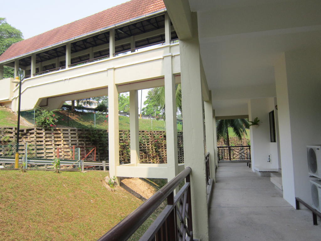 Paradise Lagoon Apartment Port Dickson Exterior photo